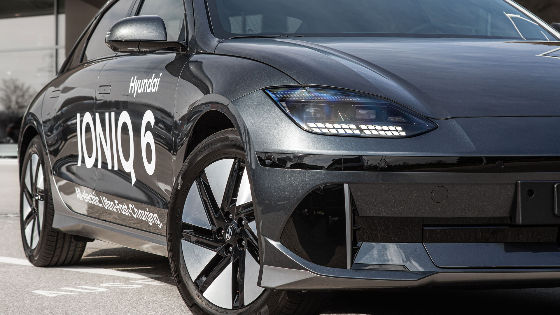 Hyundai enthüllt das Design des vollelektrischen IONIQ 6: aerodynamisch und  stilvoll, mit durchdachtem Innendesign - aktuell