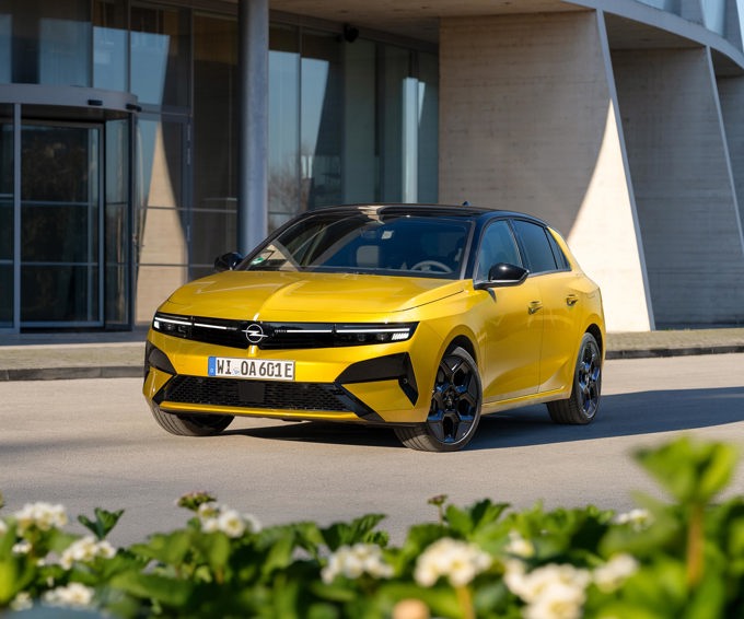 Opel Astra und Astra Sports Tourer