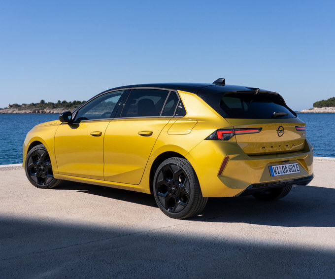 Opel Astra und Astra Sports Tourer